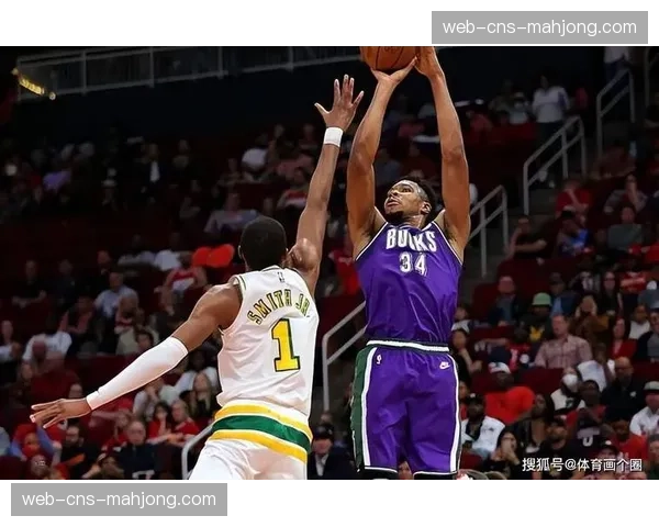 浙江队后防中坚卢卡斯意外受伤，将缺席六至七轮比赛